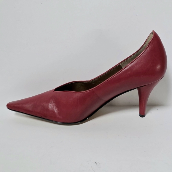 J Renee Janene Elegant Red Women's Leather Pumps Heels Women's Size 9.5 - Picture 2 of 12